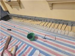Thi Công Khoan Cấy Thép Nối Ban Công Bằng Keo Bossong Nhập Khẩu Italy Tại Công Trình Thực Tế.