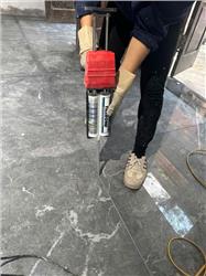 Thi Công Keo Chà Ron Tilebond Epoxy Cao Cấp Tại Trần Duy Hưng - Hà Nội Thi Công Keo Chà Ron Tilebond Epoxy Cao Cấp Tại Trần Duy Hưng - Hà Nội