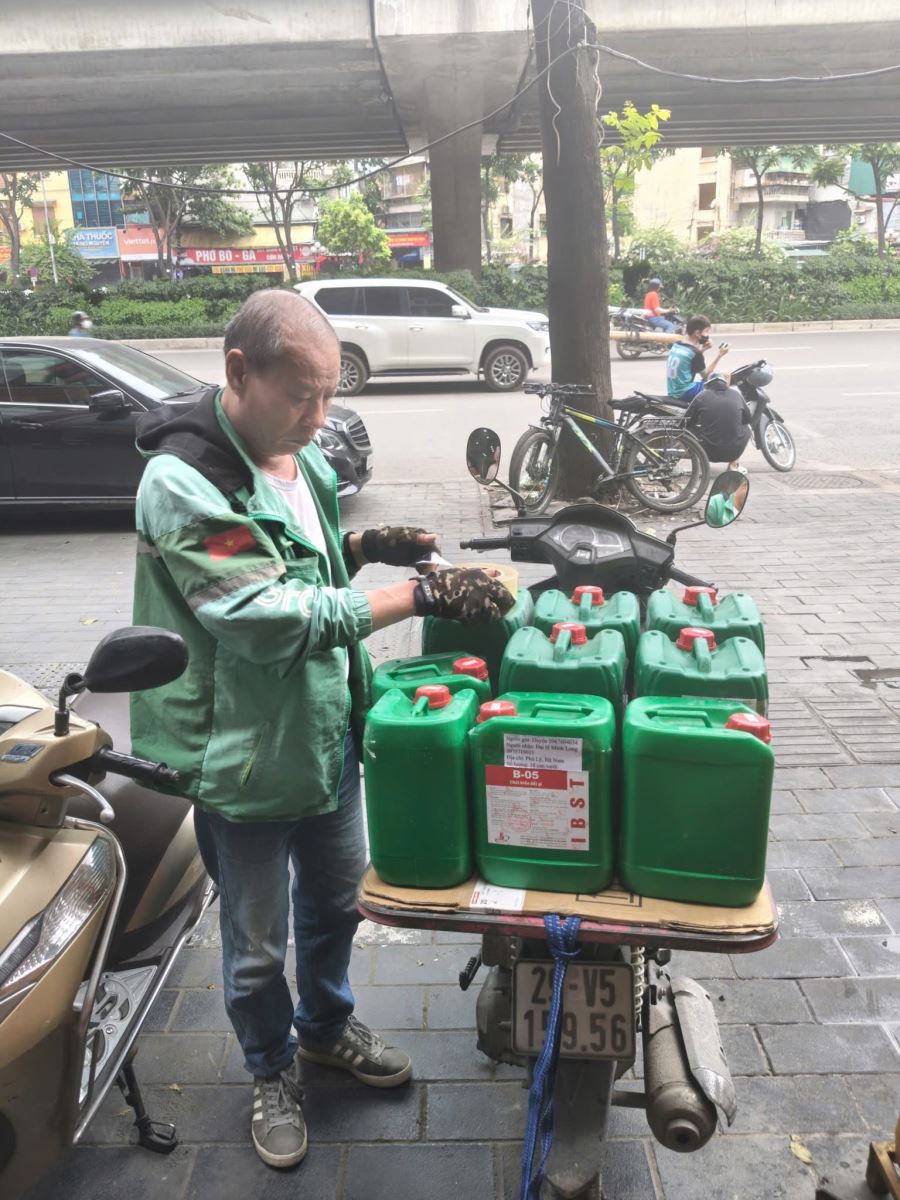 chất tẩy gỉ B05