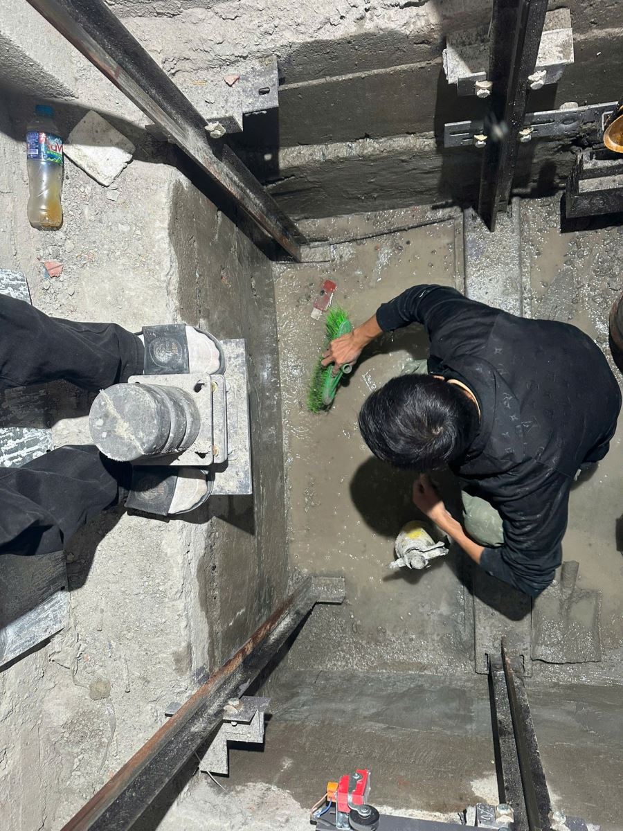 chống thấm hố pít thang máy