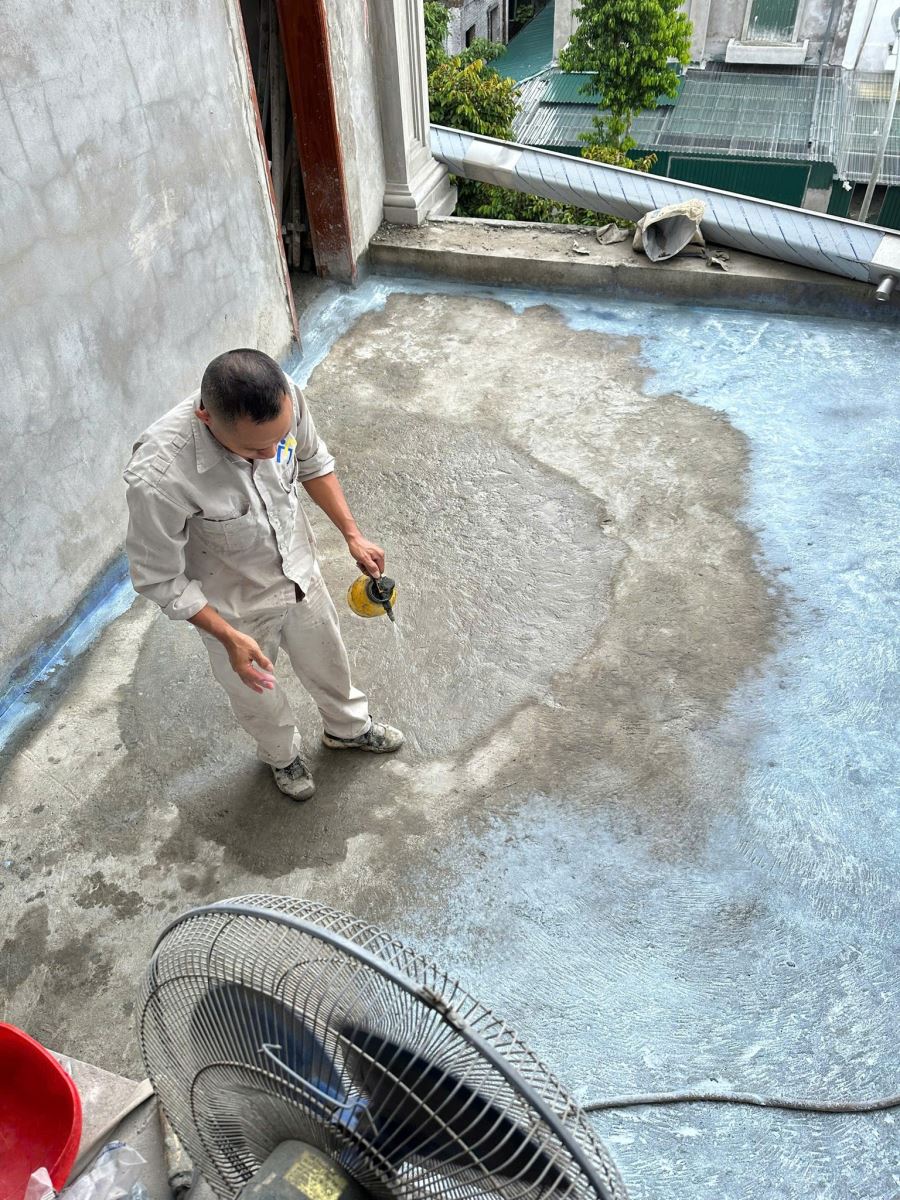 Chống thấm sàn mái bằng