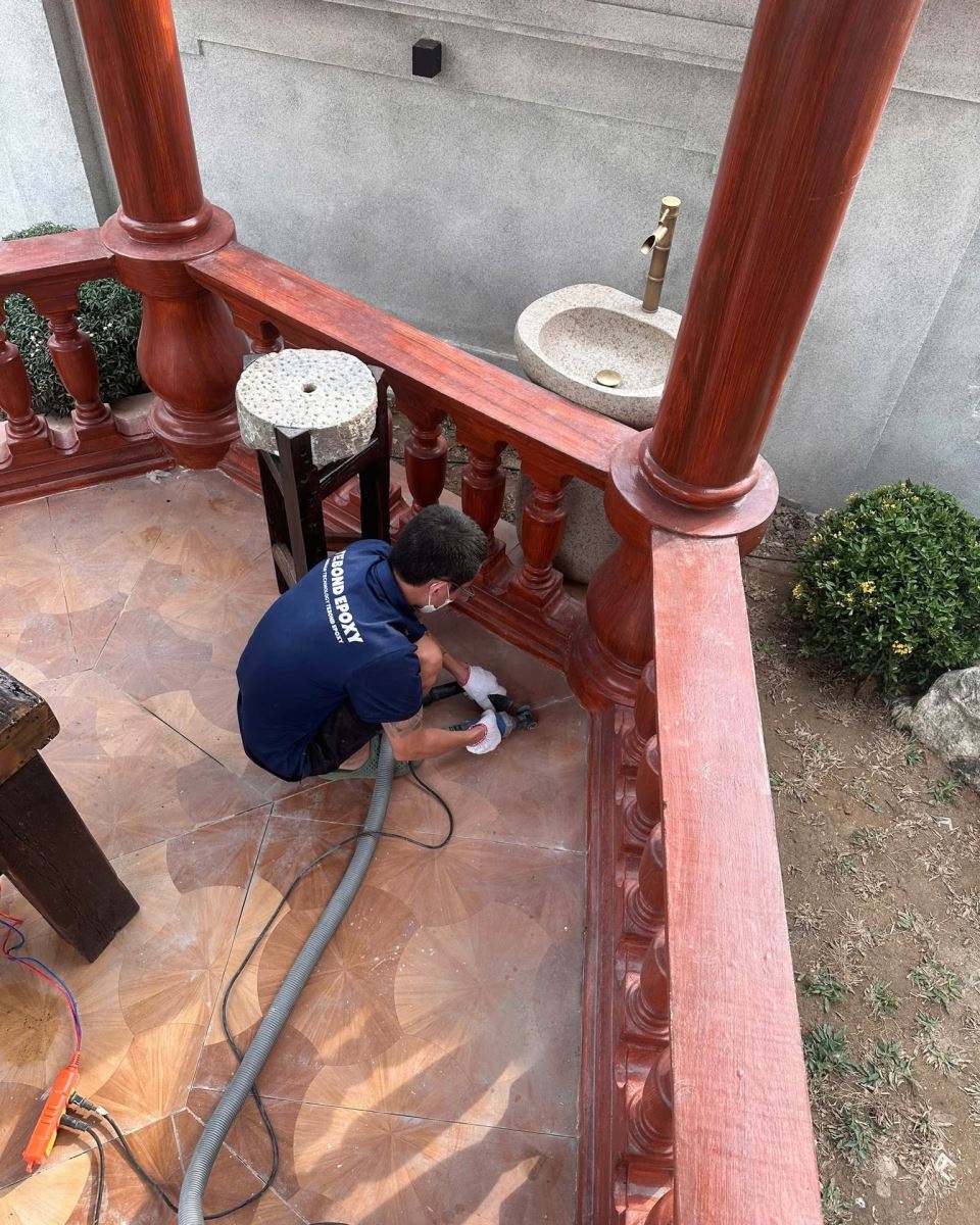 thi công keo chít mạch
